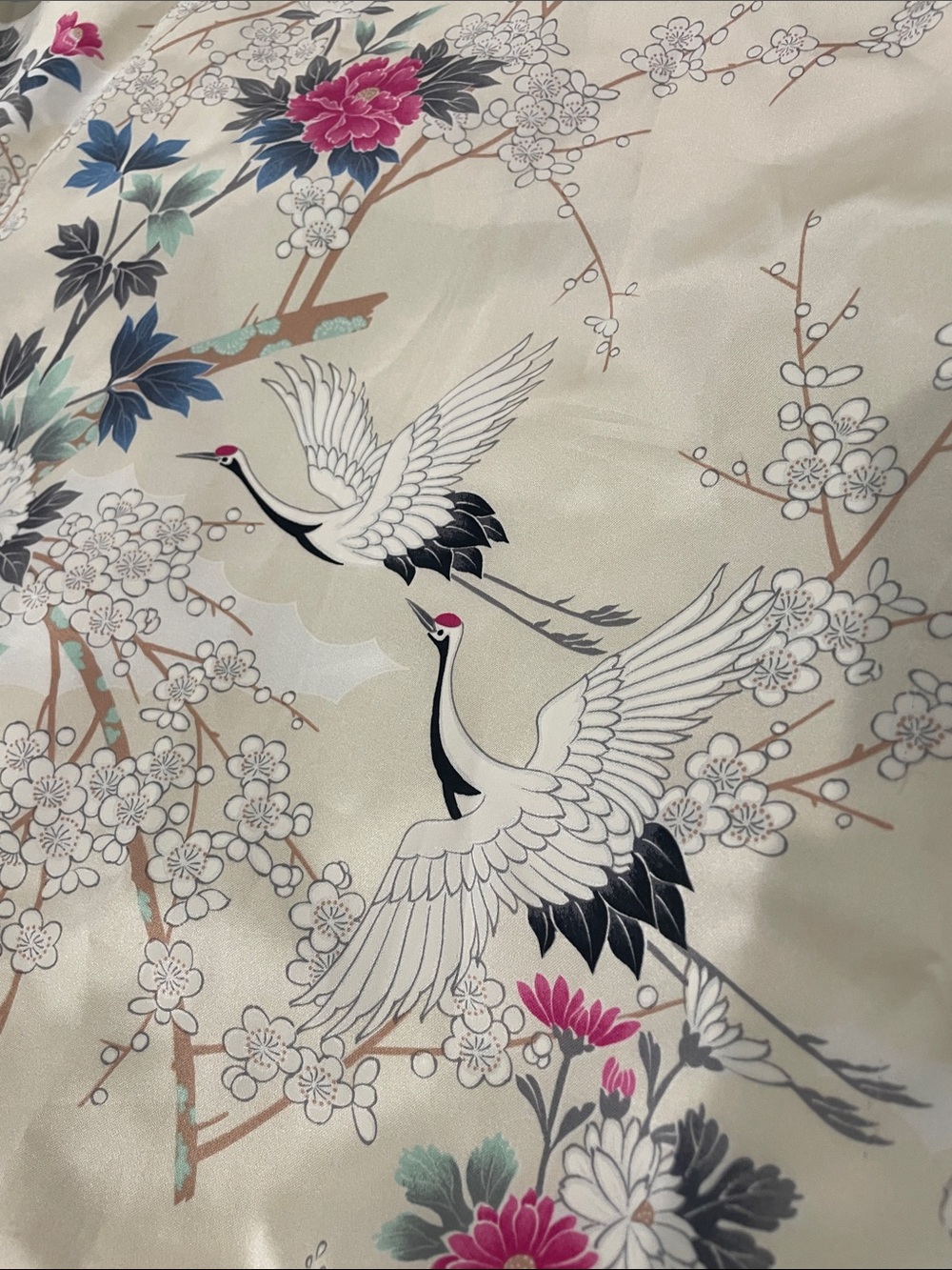 Vintage Japanese Oriental lined Robe beautiful floral/birds Fabric - Picture 9 of 13